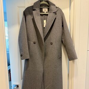 NWT’s Banana Republic Gray Double-Breasted Women's Coat - XXS